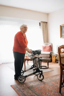 ConnectGroep patiënt met rollator